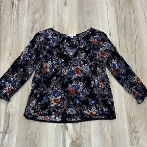 American Eagle Outfitters Floral Blouse - Black, Blue, and Red